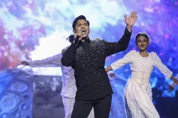 MULA SELESA: Peningkatan Farhan Shah dapat dilihat dalam pusingan ketiga peraduan realiti ‘Big Stage’ (Musim 5) apabila beliau berada di tangga kelima pertandingan melalui lagu Jaz, Dari Mata.