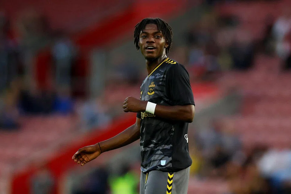 PEMAIN TERKINI YANG DIBELI: Pemain terkini Chelsea, Romeo Lavia, dibeli dengan harga £53 juta ($91.7 juta) dari Southampton dan ini menjadikan keseluruhan perbelanjaan pemilik kelab itu, Todd Boehly, mencecah lebih $850 juta.