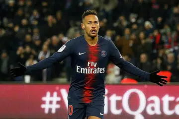TOLAK SPEKULASI: Bapa dan ejen menolak spekulasi bahawa pemain bola sepak asal Brazil itu sedang mempertimbangkan kemungkinan berpindah dari Paris Saint-Germain. - Foto REUTERS