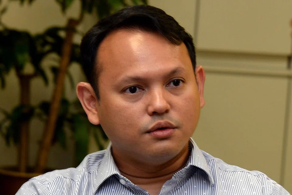 ENCIK ZAQY: Tidak guna curahkan berjuta-juta dolar ke dalam skim yang orang ramai tidak tahu bagaimana hendak menggunakannya.