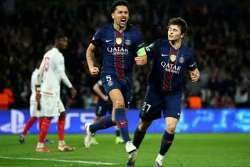 bola sepak, Liga Juara-Juara, Paris St-Germain (PSG), seri 2-2, Monaco