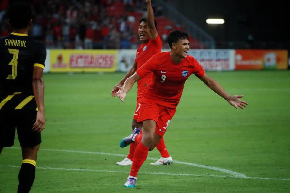 SENJATA UTAMA: Penyerang Ikhsan Fandi, yang telah menyumbat 18 gol dalam 34 perlawanan untuk pasukan Singa, belum beraksi untuk negara sejak kecederaan lutut yang dialami dalam kemenangan 3-1 ke atas Maldives.