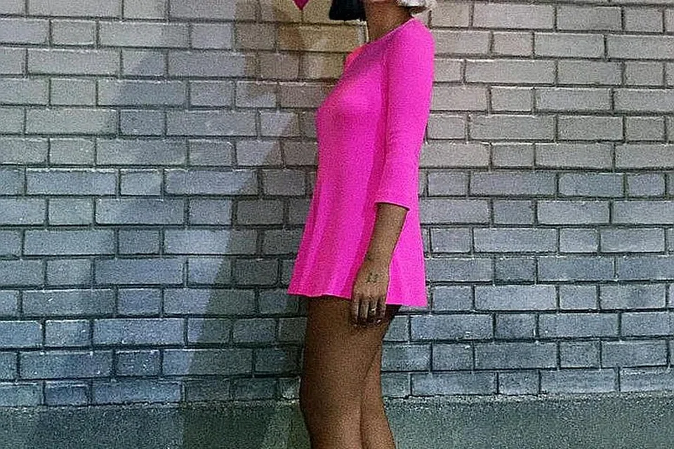 SIA: Menjenamakan dirinya semula sebagai artis solo pada 2011 dan lebih suka tutup wajahnya dengan rambut palsu, topi dan reben besar. - Foto SONY MUSIC 