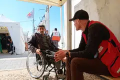 Mereka yang ingin menyumbang kepada Palang Merah Singapura (SRC) bagi bantuan kemanusiaan Gaza boleh berbuat demikian secara dalam talian sehingga 30 April.
