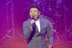 Hady Mirza mampu membawakan pelbagai irama menyentuh sanubari dan mengembalikan nostalgia, daripada rok, balada, R&B, Latin dan pop.