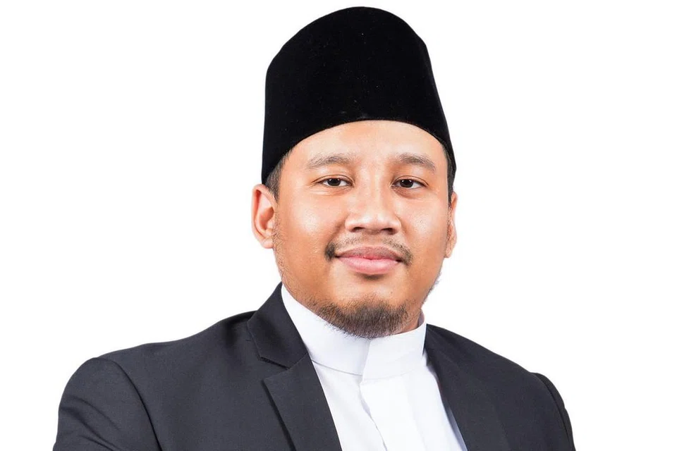 USTAZ MUHAMMAD SAFWAN ISMANI: Pegawai agama masjid yang juga penyelaras Projek Ibadah Korban 2021 bagi Dana Peningkatan Masjid Darul Makmur. - Foto MASJID DARUL MAKMUR