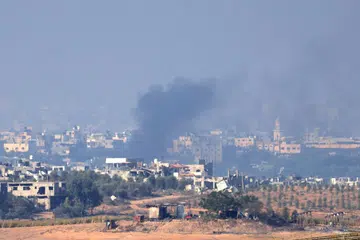 SARAN LINDUNGI ORANG AWAM: Pegawai Amerika menyarankan langkah untuk Israel mengurangkan bahaya kepada orang. Gambar bangunan yang musnah di Jaluran Gaza selepas serangan Israel.