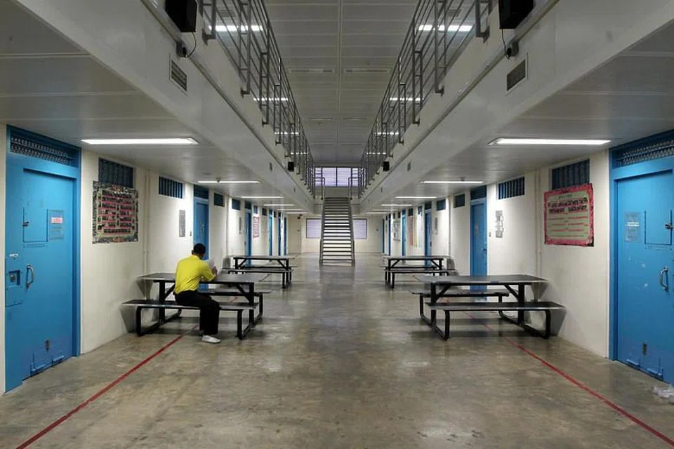 DIASINGKAN: Banduan baru di Kompleks Penjara Changi kini akan diasingkan sebagai langkah berjaga-jaga untuk mencegah penularan Covid-19. 