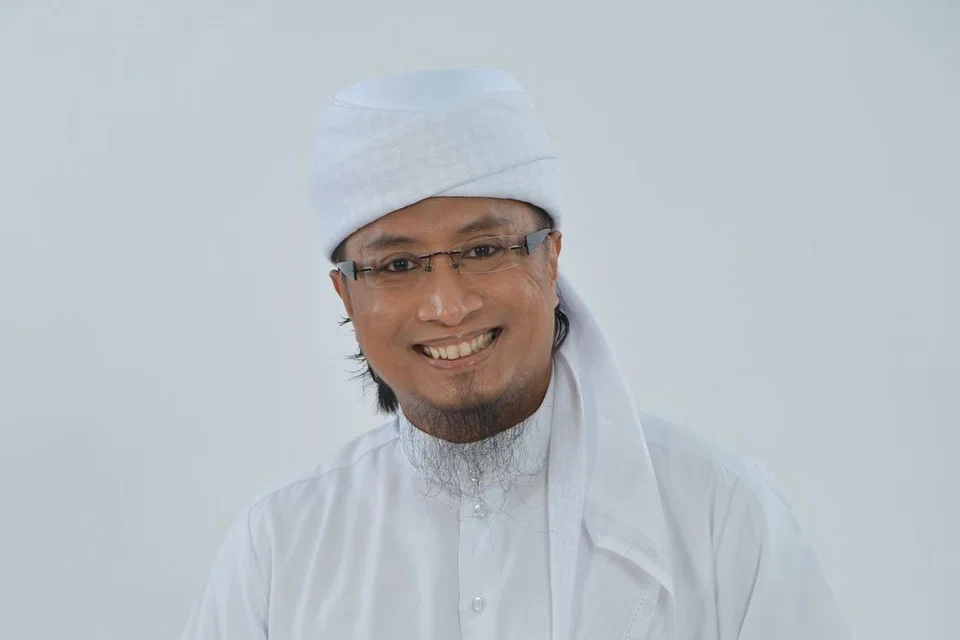 MASJID ALKAFF KAMPUNG MELAYU,  Ustaz Mohammad Bahrul-Ulum Buang