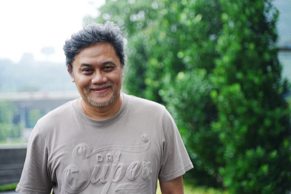 Seorang pelakon versatil, Awad Salim Ramli dapat membawa pelbagai watak dari peringkat umur berbeza.