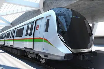 KERETA API BARU: Dijangka tiba mulai 2021, ia akan menggantikan 66 kereta generasi pertama yang telah berkhidmat sejak MRT bermula lebih 30 tahun lalu. Kereta api baru yang dibuat syarikat Bombardier ini dilengkapi dengan ciri-ciri baru yang direka untuk meningkatkan kebolehpercayaan. - Foto PENGUASA PENGANGKUTAN AWAM