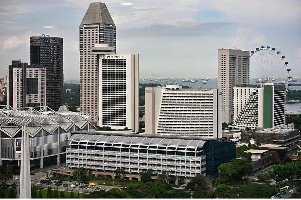 Kedatangan pelawat antarabangsa April merosot kepada 1.36 juta, berikutan paras tinggi pada Mac didorong oleh konsert Taylor Swift di Singapura.