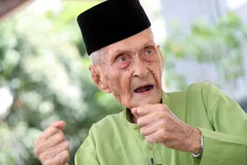 Encik Yusof Bin Mohammad, 98 tahun singkap zaman lama 
