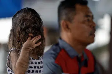 ‘ANAK DARI SYURGA’: Raja Permaisuri Agong Malaysia, Tunku Azizah Aminah Maimunah Iskandariah, gelarkan kanak-kanak yang ingin diambilnya sebagai anak angkat  sebagai “anak dari syurga”, selepas pertemuan mereka di Sarawak baru-baru ini.