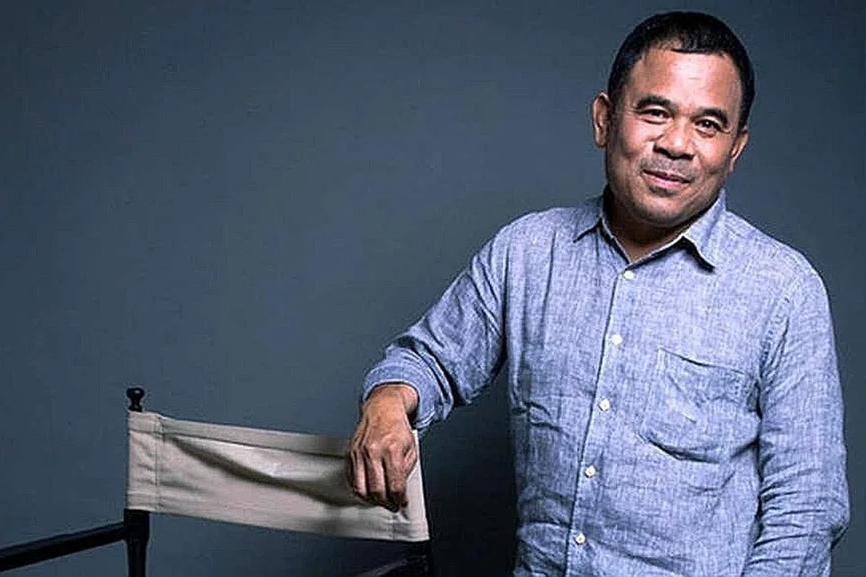 BERKARYA BAK MAKAN NASI CAMPUR: Pengarah Indonesia, Garin Nugroho, gemar menjelajah setiap daerah di Indonesia kerana falsafah perfilemannya adalah bak peladang berpindah yang seronok mengadun bahan sejarah, warisan dan sosial untuk disajikan kepada penonton bak hidangan nasi campur. - Foto ihsan GARIN NUGROHO 