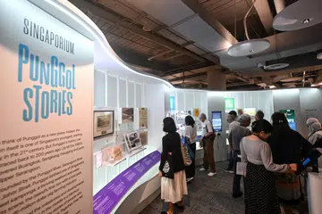 Ruang pameran tetap di tingkat 4 Perpustakaan Daerah Punggol memaparkan kisah dan sejarah unik Punggol.