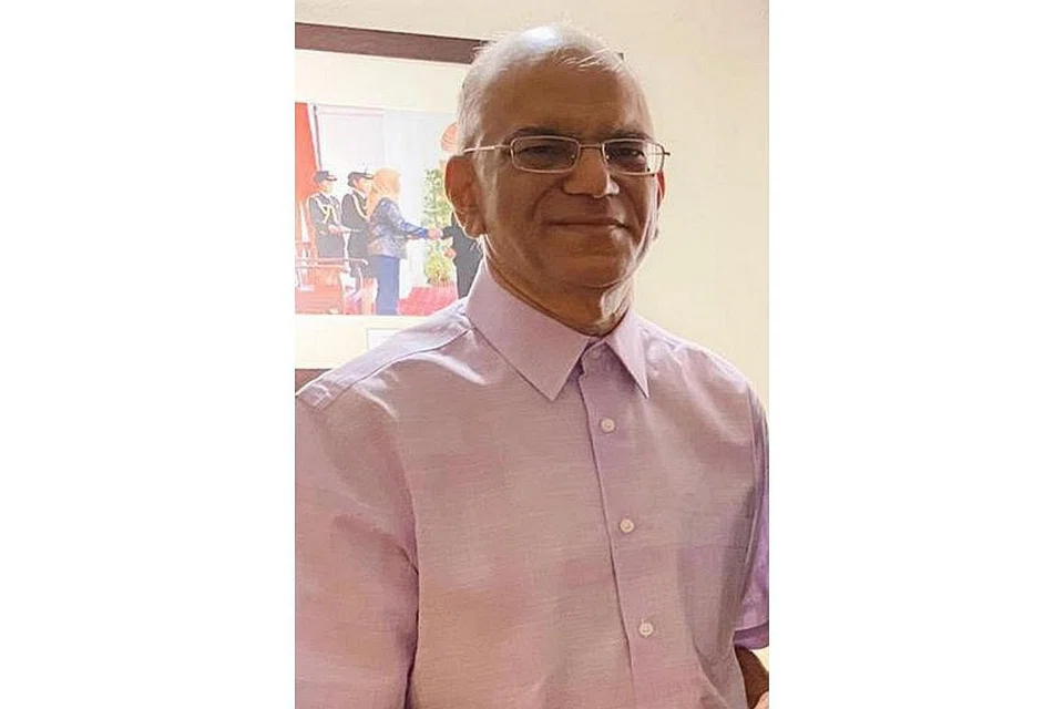 Encik Ameerali Abdeali.