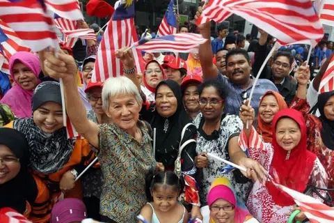 perkauman, politik Malaysia, ahli akademik