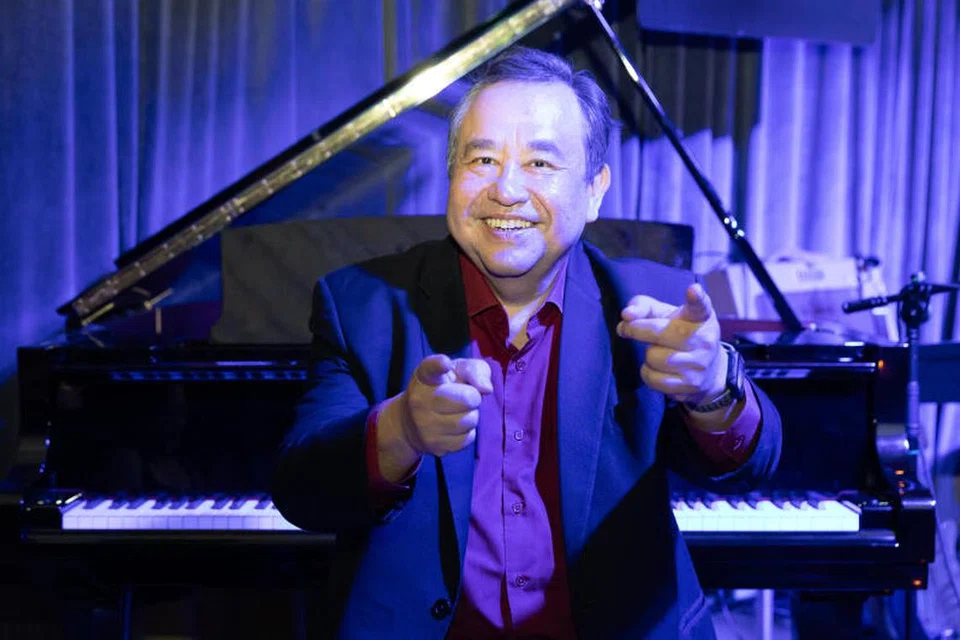 Pemuzik jaz tersohor Singapura, Jeremy Monteiro, meluahkan rasa simpati kepada rakan seni yang masih dibayar antara $100 dengan $150 bagi setiap persembahan walaupun ia bukan lagi era 1970-an apabila pendapatan sebegitu adalah lumrah.