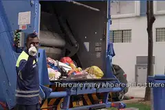 MELUAHKAN PENGHARGAAN: Video MEWR sempena Hari Pekerja memapar pekerja perkhidmatan penting bekerja keras di tengah-tengah pandemik Covid-19 dan tempoh pemutus litar. Mereka termasuk pekerja pembersihan, penjaja, pemungut sampah, pemeriksa kesihatan dan keselamatan awam, duta jarak selamat dan pegawai penguatkuasa. - Foto tangkap skrin video MEWR