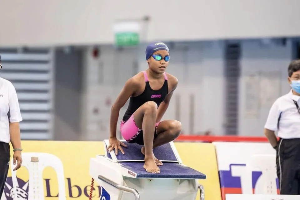 Zahra Izam, 15 tahun, antara perenang termuda yang mewakili Singapura di Piala Dunia Renang Akuatik 2024, yang berlangsung di Arena OCBC dari 31 Oktober hingga 2 November. 