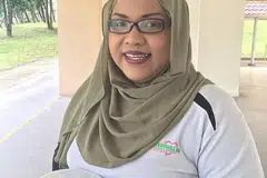 USAHA MURNI: Badan sukarela Project Goodwill Aid yang diasaskan Cik Siti Nurani Mohd Salim (atas) telah mendekati lebih 2,000 keluarga sejauh ini. - Foto ihsan SITI NURANI MOHD SALIM 