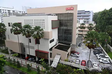 BIDAS LAPORAN: Pesuruhjaya Tinggi Singapura ke United Kingdom telah membidas laporan akhbar The Economist mengenai kebebasan Biro Siasatan Amalan Rasuah (CPIB) menyiasat kes rasuah.