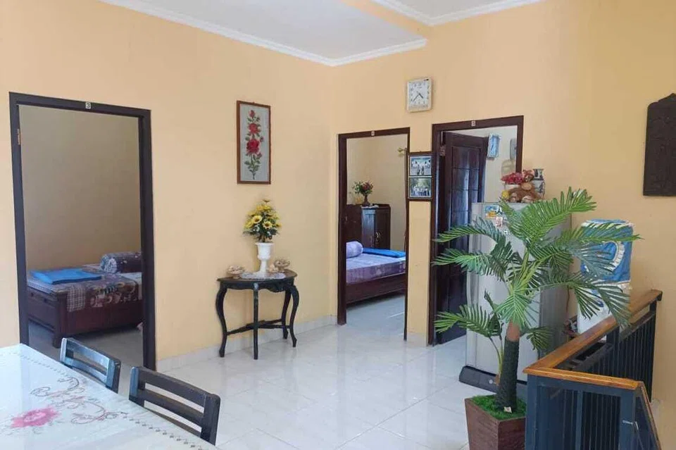  Kampung Cibuntu, inap dewa