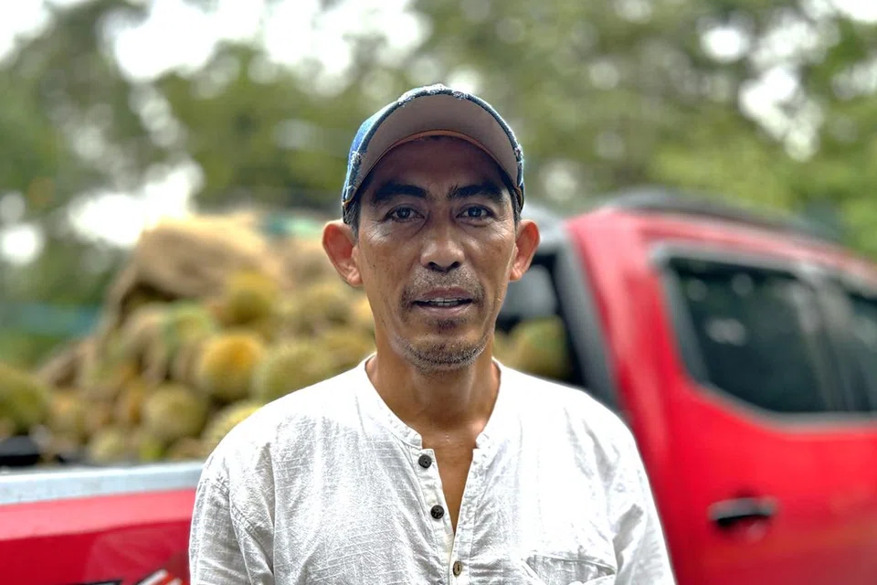 Pengusaha Dusun Durian Landak, Encik Abdul Hadi Ahmad Sani.