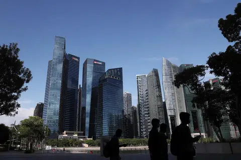 PERLU BERTANGGUNGJAWAB: Majikan harus memberhentikan pekerja mereka secara bertanggungjawab dan hanya sebagai pilihan terakhir, jika usaha mengurangkan saiz syarikat tidak dapat dielakkan, kata Persekutuan Majikan Kebangsaan Singapura (Snef) dalam satu kenyataan pada 11 Januari.