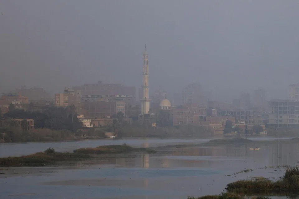 Insiden tragis sebuah feri penumpang yang membawa puluhan penumpang karam dan tenggelam di Sungai Nil.