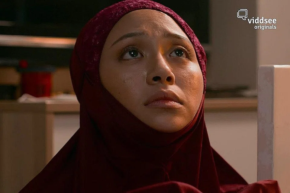 SUARA HATI MUALAF: 'Yi Tian' membuka lingkaran kisah wanita Cina, Xin Yin, yang memeluk agama Islam dan berdepan dengan gejolak emosi penerimaan ibunya dan juga masyarakat sekeliling. - Foto VIDDSEE