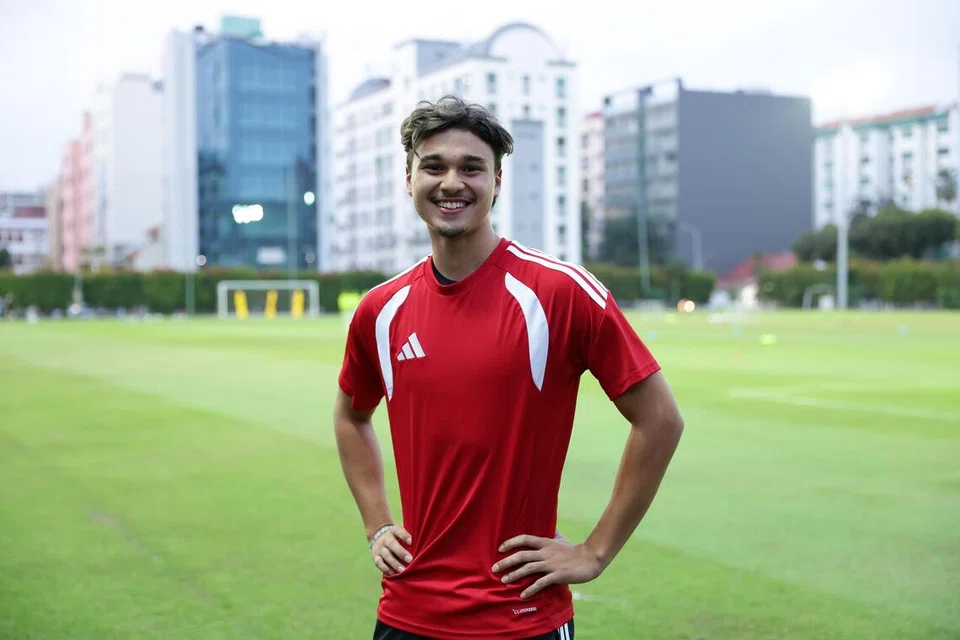 Bek tengah Young Lions, Iryan Fandi, berhasrat meletakkan prestasi pasukannya pada musim lalu di belakang dan berharap mereka sepasukan dapat bersatu menghadapi musim baharu.