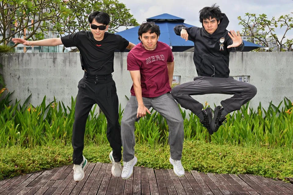 Wan Arif Iskandar, Danial Lee Hashim, Syed Mir Iqbal, Insomniacks