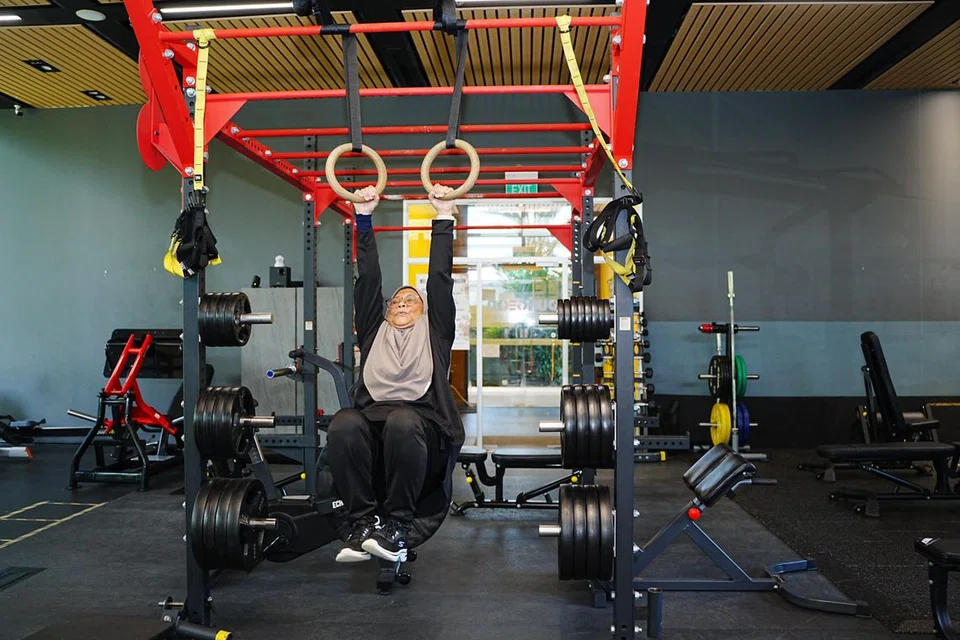 Singapura, Noriah Salikin, gim, angkat berat