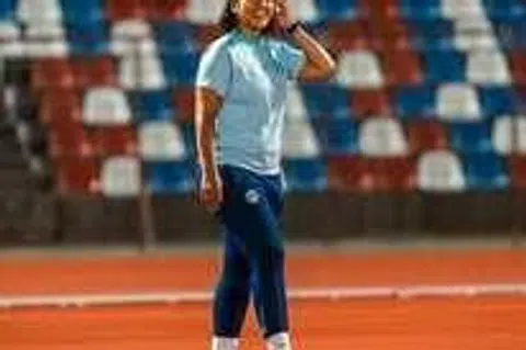 Selepas Mastura Jeilani mengalami kecederaan ligamen krusiat anterior atau ACL di lututnya buat kali ketiga dalam kerjayanya, pada 2024, beliau mengambil keputusan untuk menjadi pengurus bola sepak kebangsaan wanita.