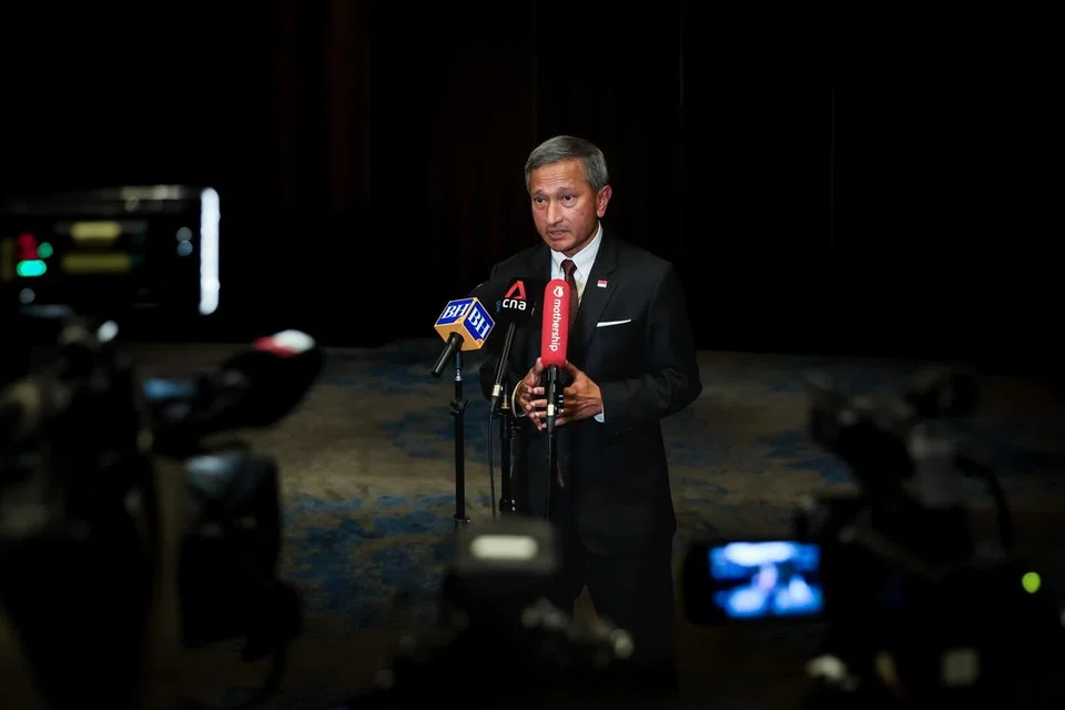 Menteri Ehwal Luar, Dr Vivian Balakrishnan bercakap kepada media ketika menggulung lawatannya ke Israel pada 19 Mac. 