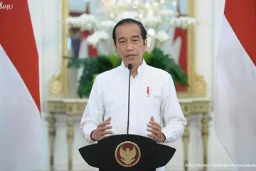 TIMBULKAN SPEKULASI: Presiden Indonesia Encik Joko Widodo bakal menghadiri sidang kemuncak BRICS di Afrika Selatan, yang turut menimbulkan spekulasi bahawa Indonesia mungkin menjadi ahli terbaru dalam kumpulan tersebut.