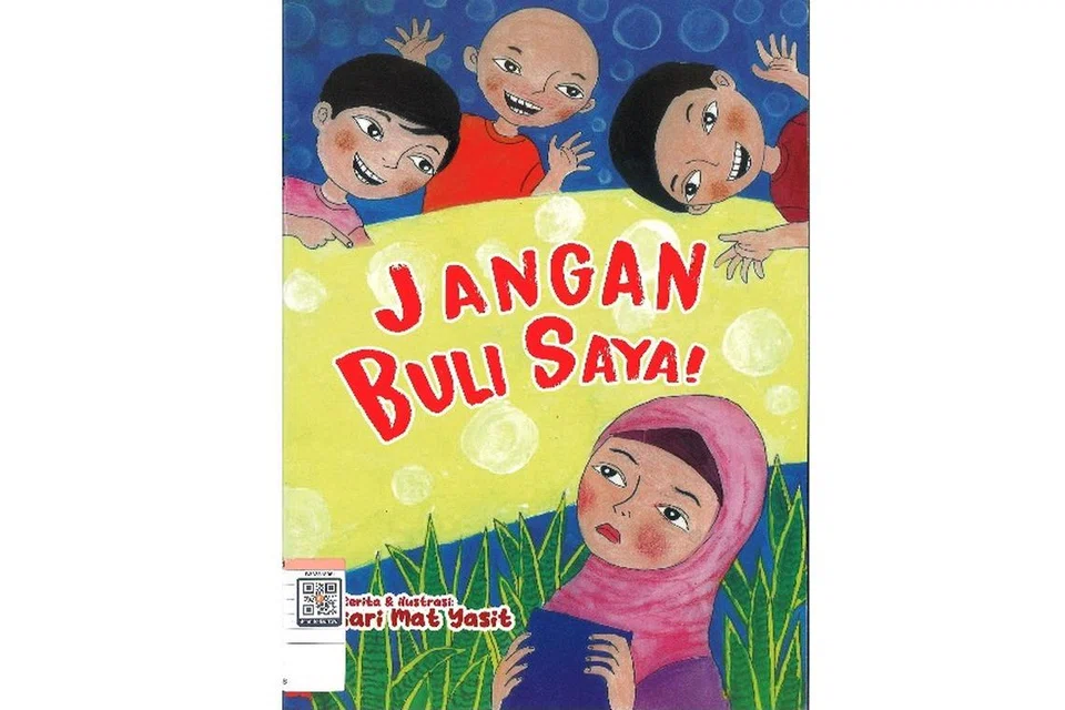 Jangan Buli Saya!
Buku ini mengisahkan pengalaman Sara, yang menjadi mangsa buli sekumpulan pelajar lelaki di sekolah. Sara terus-terusan diejek kerana giginya rongak. Disebabkan tidak dapat bertahan lagi, Sara akhirnya mengambil keputusan untuk tidak ke sekolah. Mujur, Cikgu Amelia, datang menemui Sara di rumahnya untuk memberi perangsang.
Nombor Panggilan: J BAS