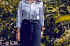PECAH HALANGAN: Meskipun bidang kejuruteraan dikuasai oleh golongan lelaki, pencapaian pingat perak dalam pertandingan WSS 2021 telah memberi Cik Khairunnisa keyakinan untuk terus menceburi bidang tersebut. - Foto BM oleh NUR DIYANA TAHA
