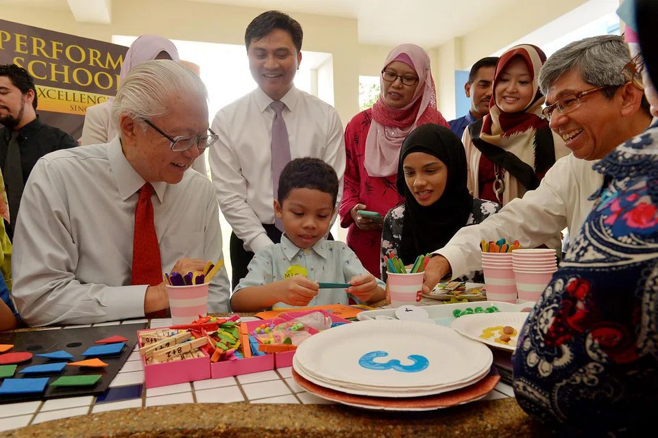 - Foto TUKIMAN WARJI