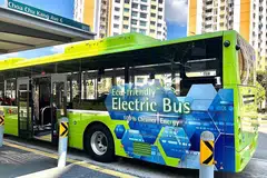 LEBIH SENYAP, MESRA ALAM: Sebanyak 60 bas elektrik akan digunakan sebagai pengangkutan awam di Singapura secara bertahap sehingga hujung tahun ini. - Foto LTA