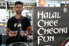 Bekas pemain bola sepak Geylang dan Balestier, Encik Muhammad Nurullah Mohamed Hussein, membuka gerai, Halal Chee Cheong Fun, di Tampines. 