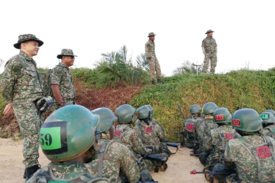 Angkatan Tentera Malaysia (ATM) melalui Cawangan Provos Marsyal, Tentera Udara Diraja Malaysia (TUDM), sedang menyiasat lanjut kes kematian seorang pelatih pegawai kadet Pasukan Latihan Pegawai Simpanan (Palapes) Universiti Teknologi MARA (UiTM).