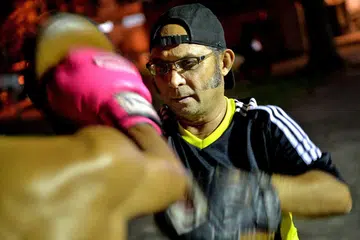 MENARUH HARAPAN: Syed Abdul Kadir menaruh harapan terhadap enam petinju negara yang bakal beraksi di Sukan SEA 2017 di KL membawa pulang pingat emas. - Foto fail