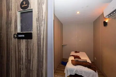 Singapore, massage outlet, shop, pusat urut, peraturan lebih ketat, pelesenan wajib, polis