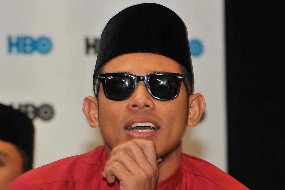 NABIL AHMAD: Ibunya menjalani rawatan dialisis tiga kali seminggu setelah disahkan mengalami masalah ginjal. - Foto HBO ASIA