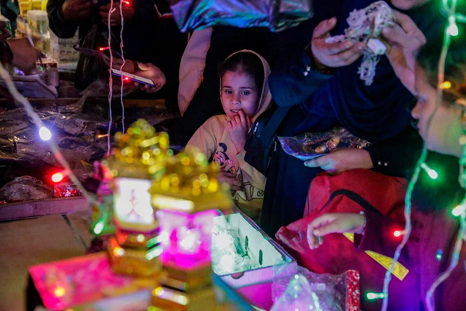 Ramadan, Gaza, gencatan senjata Gaza, Masjid Omari Gaza, bantuan kemanusiaan Gaza, pelarian Al-Mawasi, sambutan Ramadan Palestin, krisis makanan Gaza