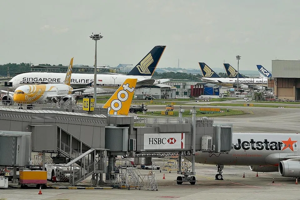 PERKUKUH KEUPAYAAN: Langkah menyambung semula pembinaan projek Terminal 5 yang sudah tertunda dua tahun, mengisyaratkan keyakinan Singapura terhadap pertumbuhan industri itu di samping permintaan yang akan bertambah cergas dalam beberapa tahun mendatang. - Foto fail