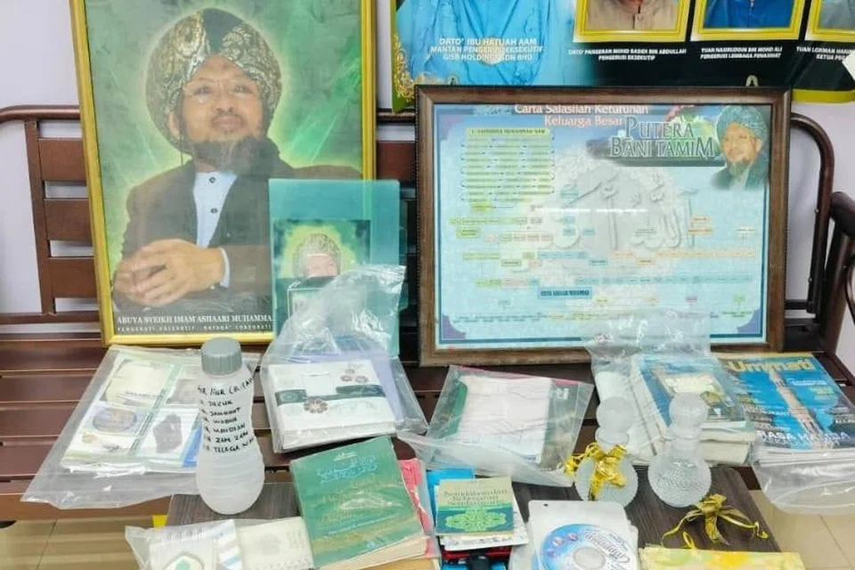 Antara barangan yang dirampas pihak berkuasa dalam serbuan di premis milik Global Ikhwan Service and Business Holdings (GISBH), yang mengaitkan kumpulan perniagaan itu dengan amalan ajaran sesat.
